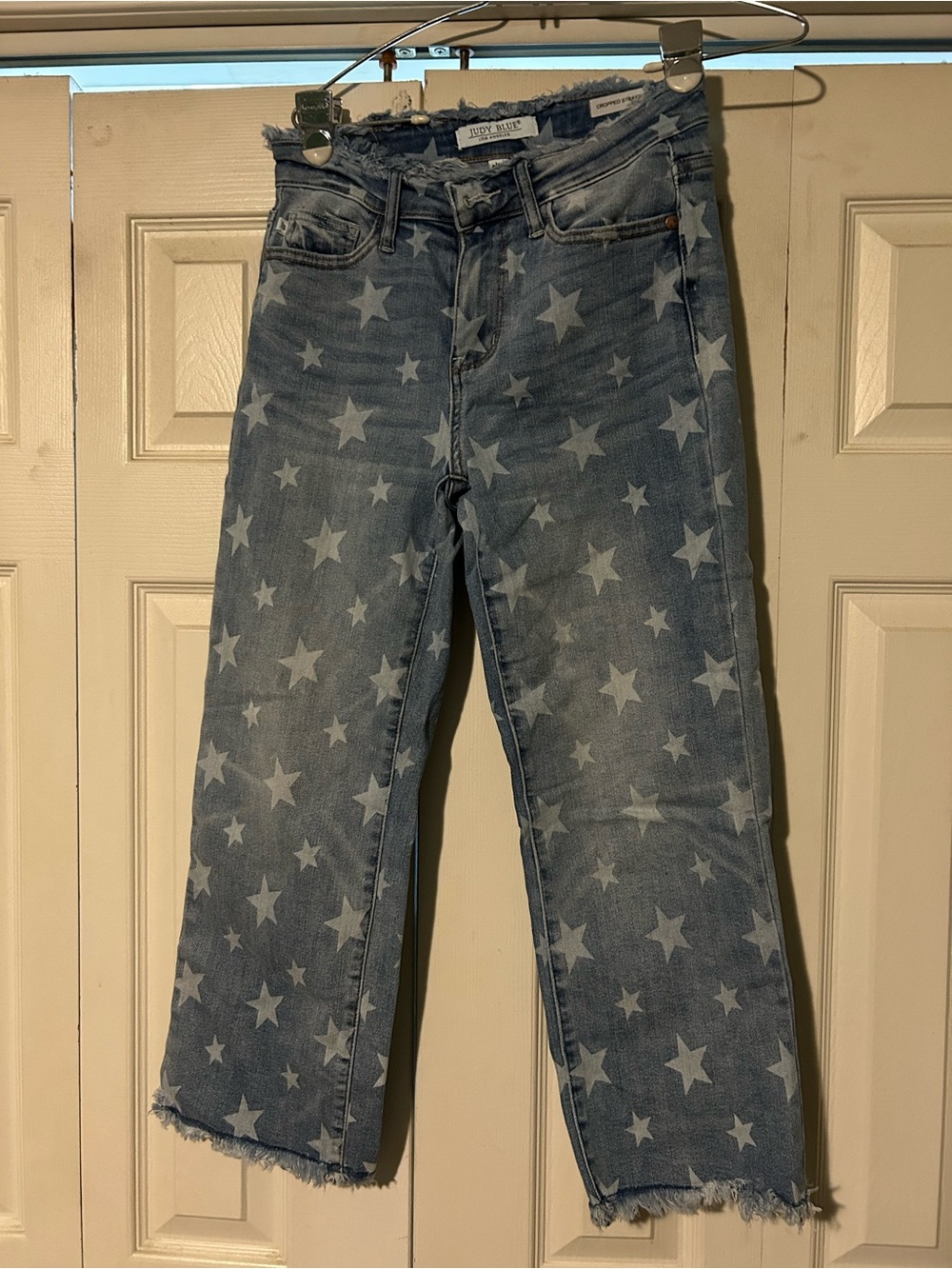 Judy Blue Star-Print Straight cropped Jeans
